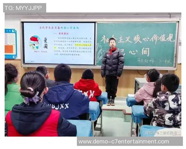 黄南夫足球之路：从青涩少年到职业球员的成长故事